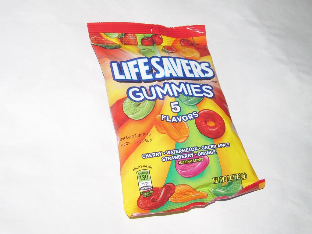Can dogs eat lifesavers gummies